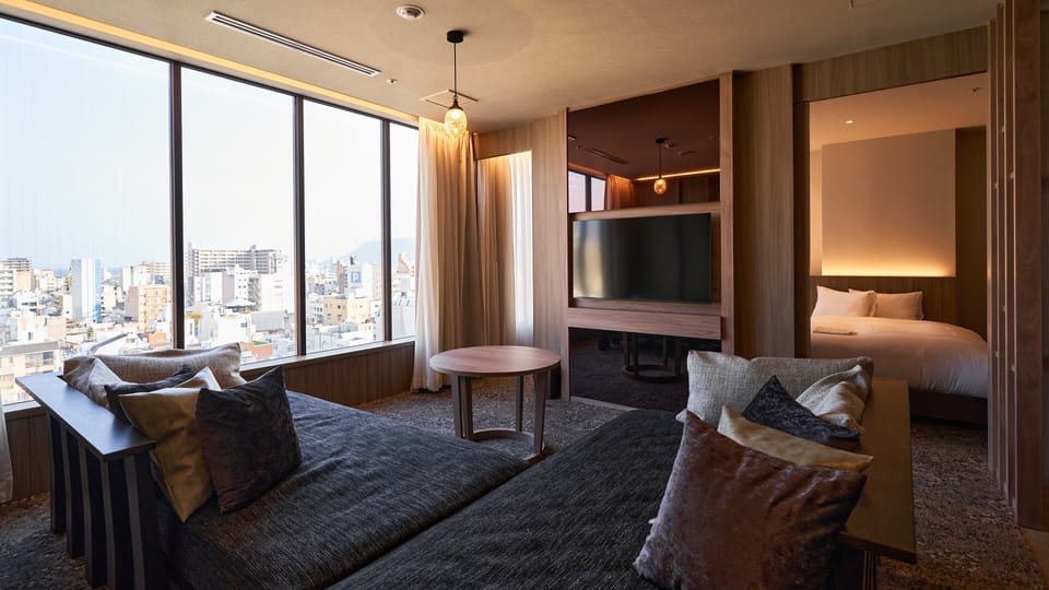 Executive Twin Room | Down comforters, in-room safe, blackout drapes, WiFi (free)