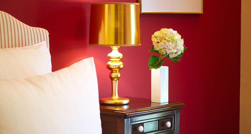 Classic Double Room, Hill View | Living area | 32-inch TV with satellite channels