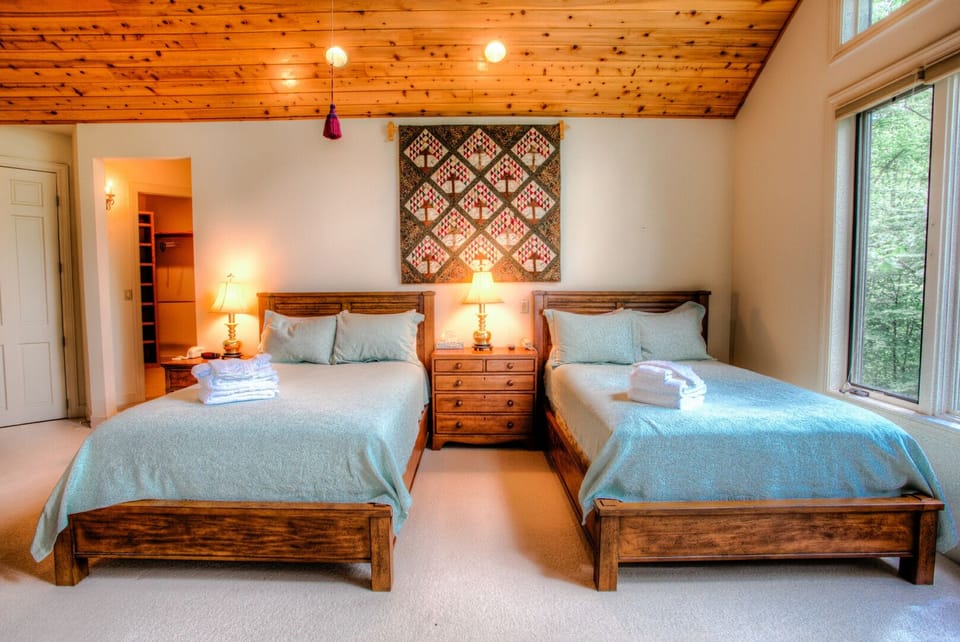 Main Level | 2 Extra Long Full  beds