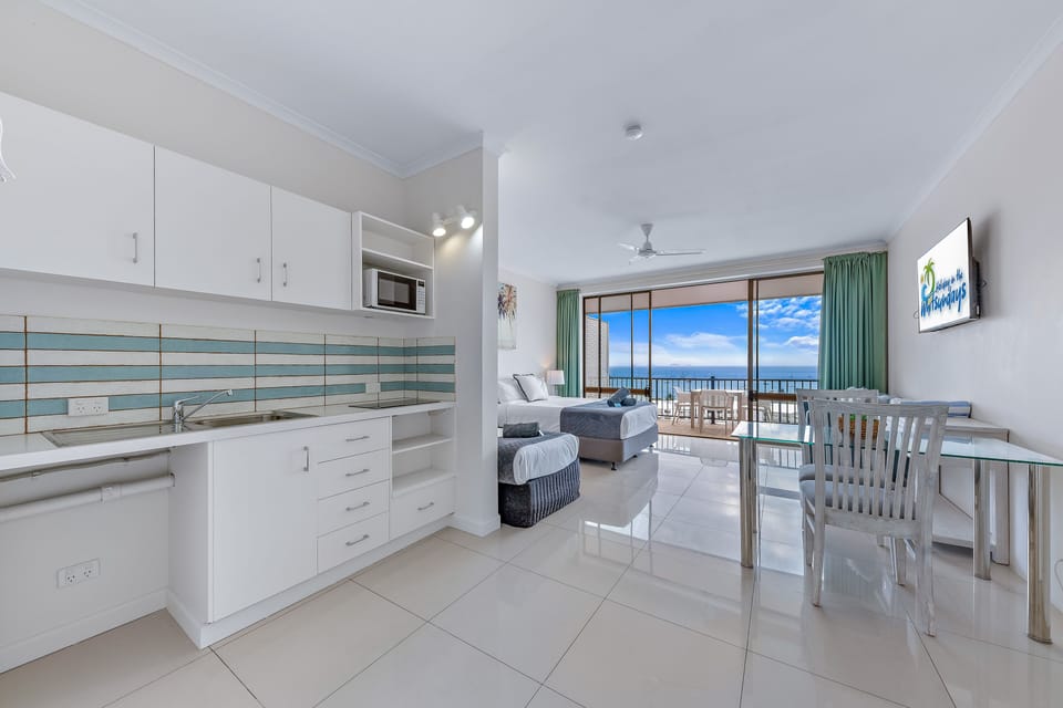 Superior Studio Apartment | In-room safe, individually decorated, individually furnished