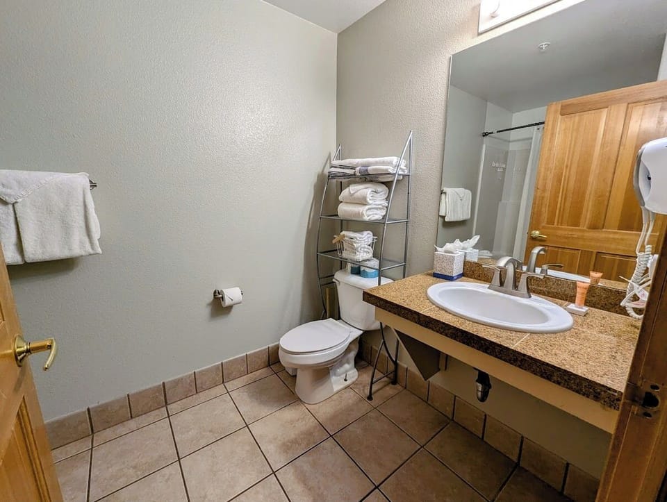Full bathroom