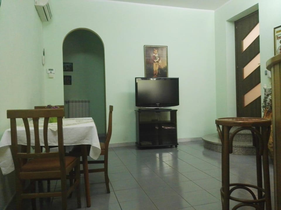 Flat-screen TV