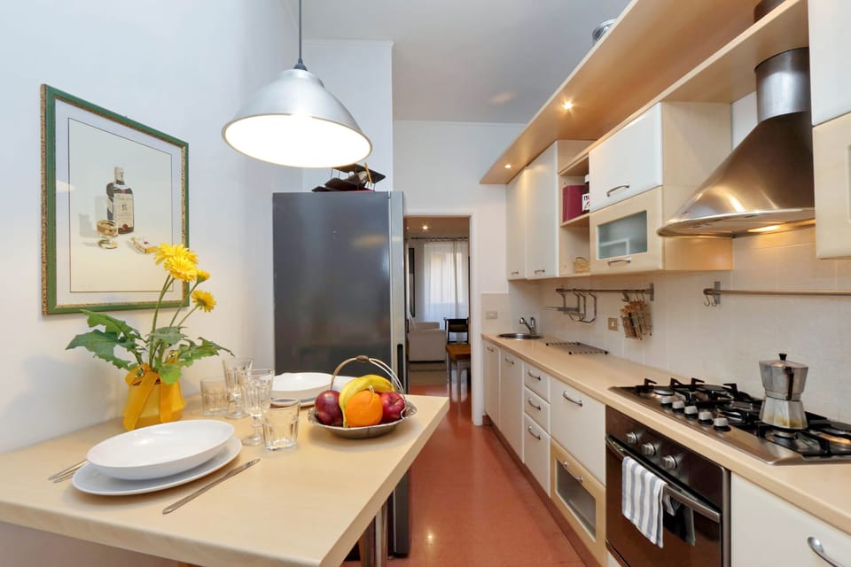 Apartment, 2 Bedrooms | Private kitchen | Full-size fridge, microwave, oven, stovetop