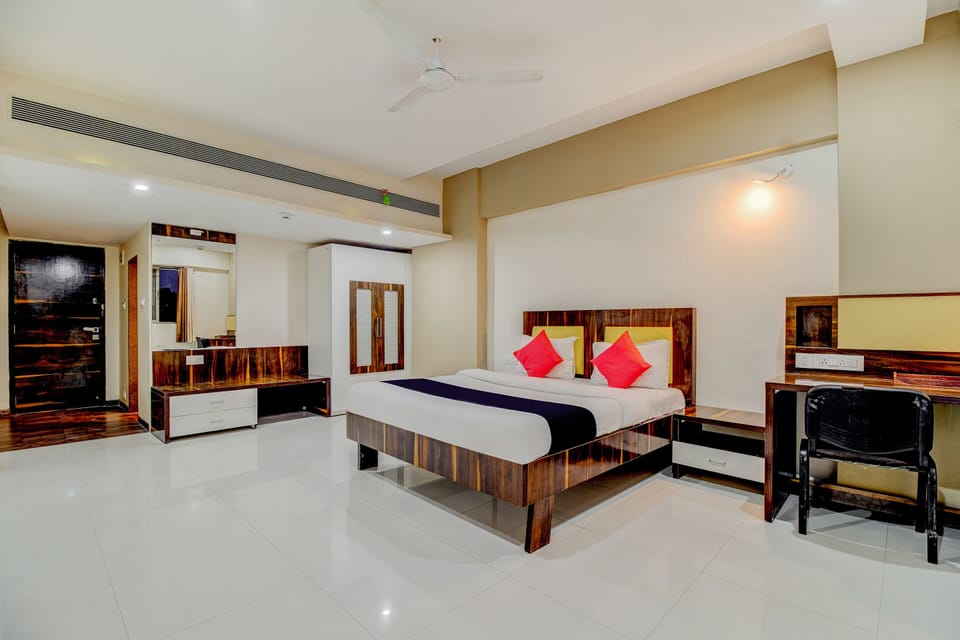 Deluxe Room | WiFi (free), bed sheets