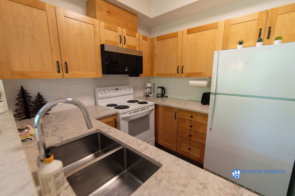 Fully equipped kitchen