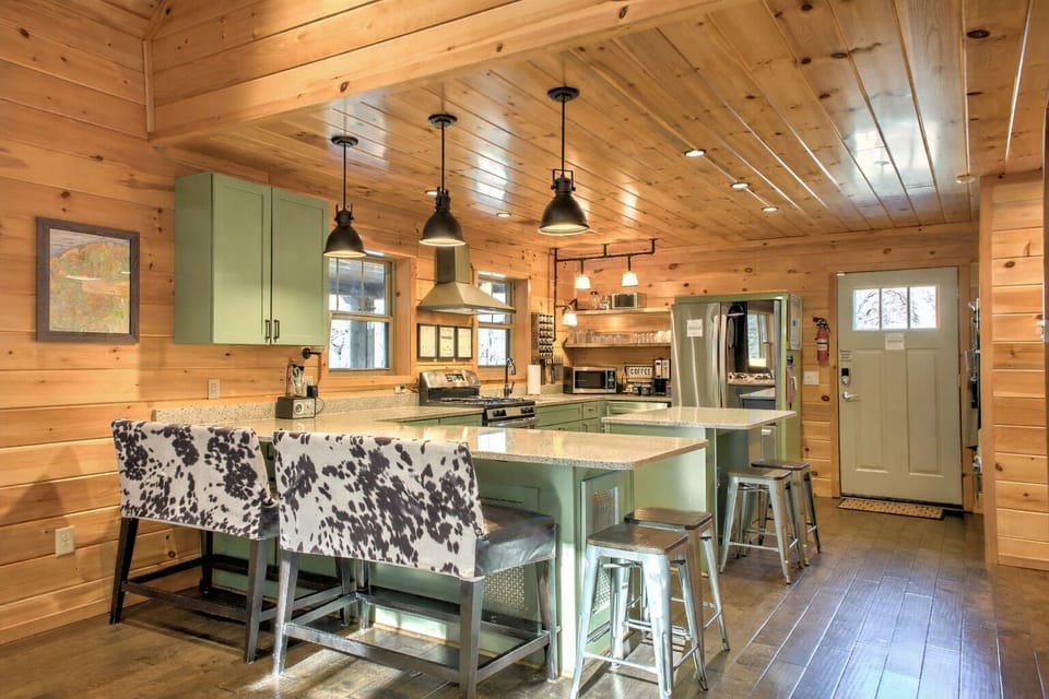 Bar Seating for up to 6
