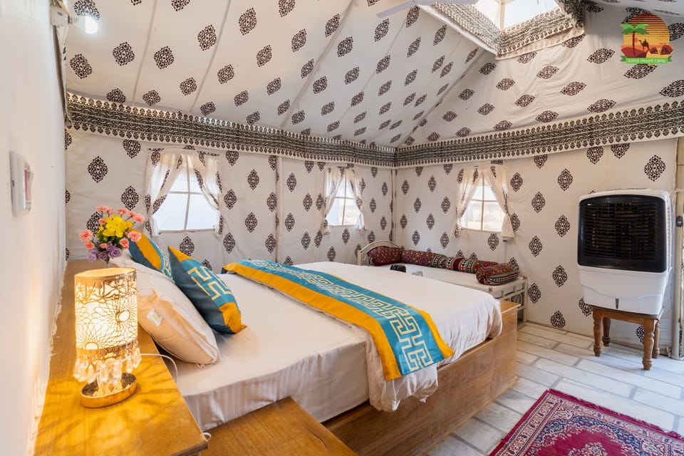 Luxury Tent | Minibar, in-room safe, free WiFi, bed sheets