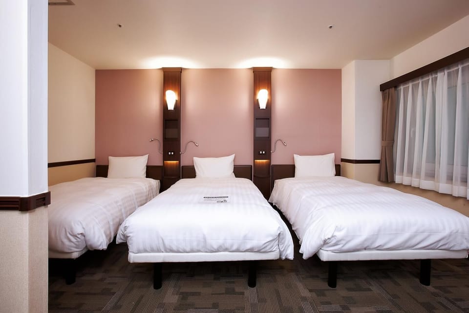Triple Room, Non Smoking | In-room safe, desk, iron/ironing board, free WiFi