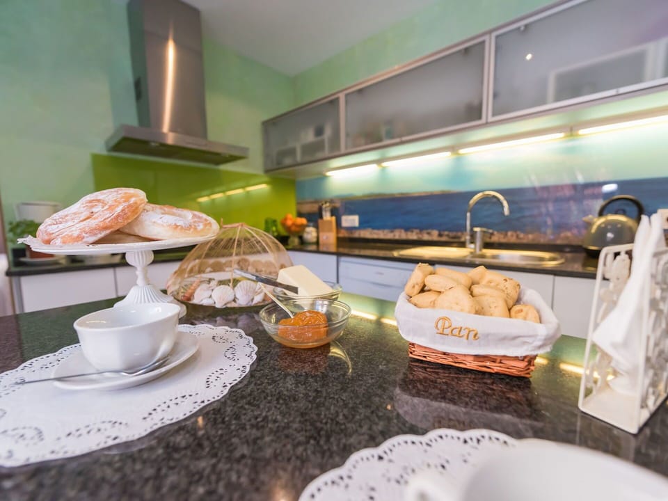 Room, Brunch, Table, Interior Design, Food, Breakfast, Meal, Furniture, Dish, Cuisine