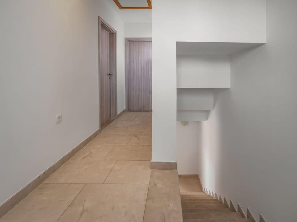 Property, Room, Floor, Wall, Building, House, Architecture, Interior Design, Plaster, Material Property