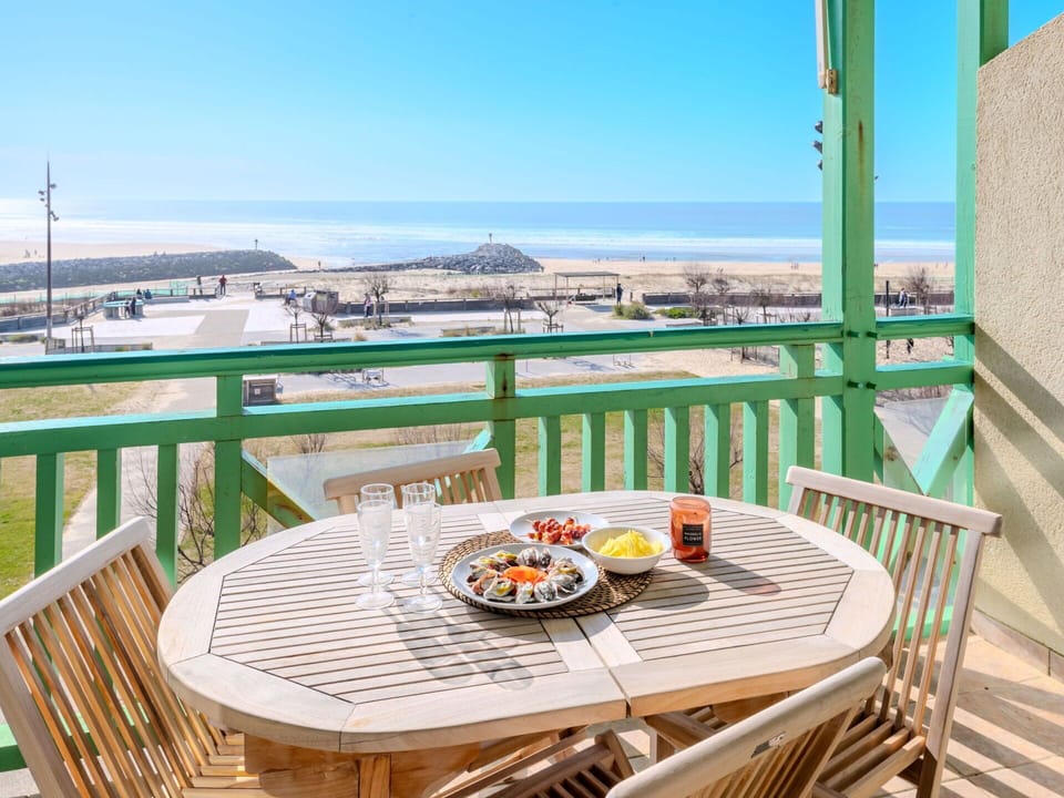 Apartment, Hotel, Balcony, Resort