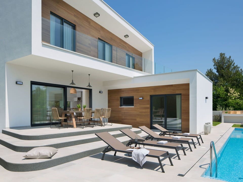 Property, House, Building, Home, Furniture, Architecture, Interior Design, Real Estate, Room, Estate
