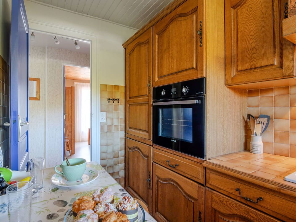 Cabinetry, Kitchen, Countertop, Flooring, Wood, Interior Design, Kitchen Appliance, Floor, Furniture, Cupboard