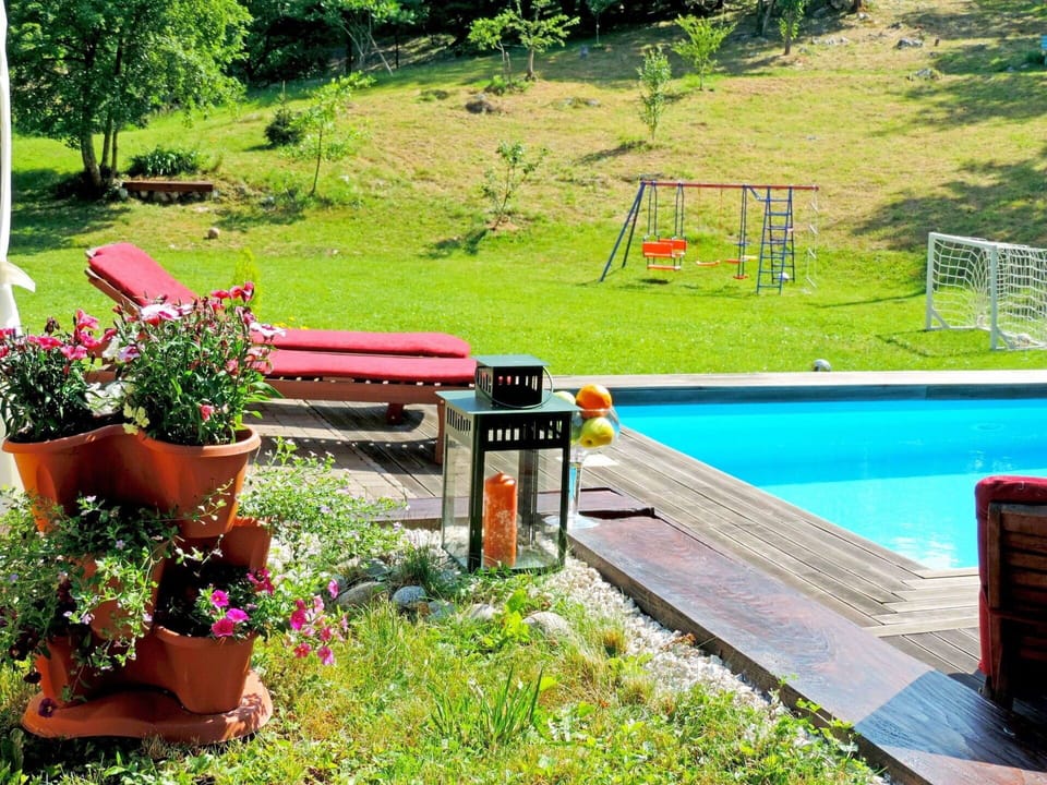 Grass, Backyard, Garden, Yard, Botany, Leisure, Landscaping, Landscape, Tree, House