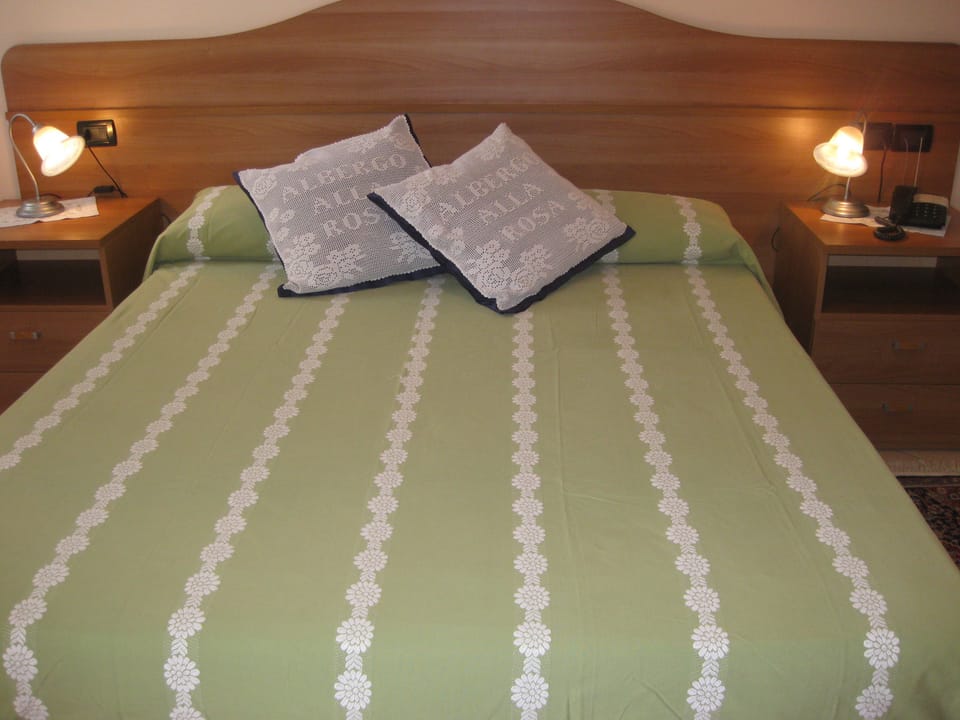Desk, WiFi (free), bed sheets