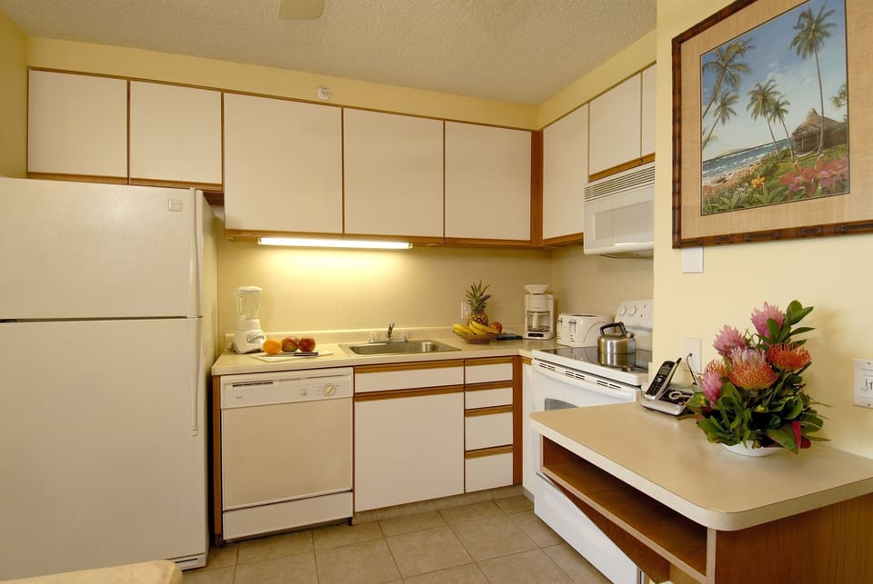 Fridge, microwave, coffee/tea maker, freezer