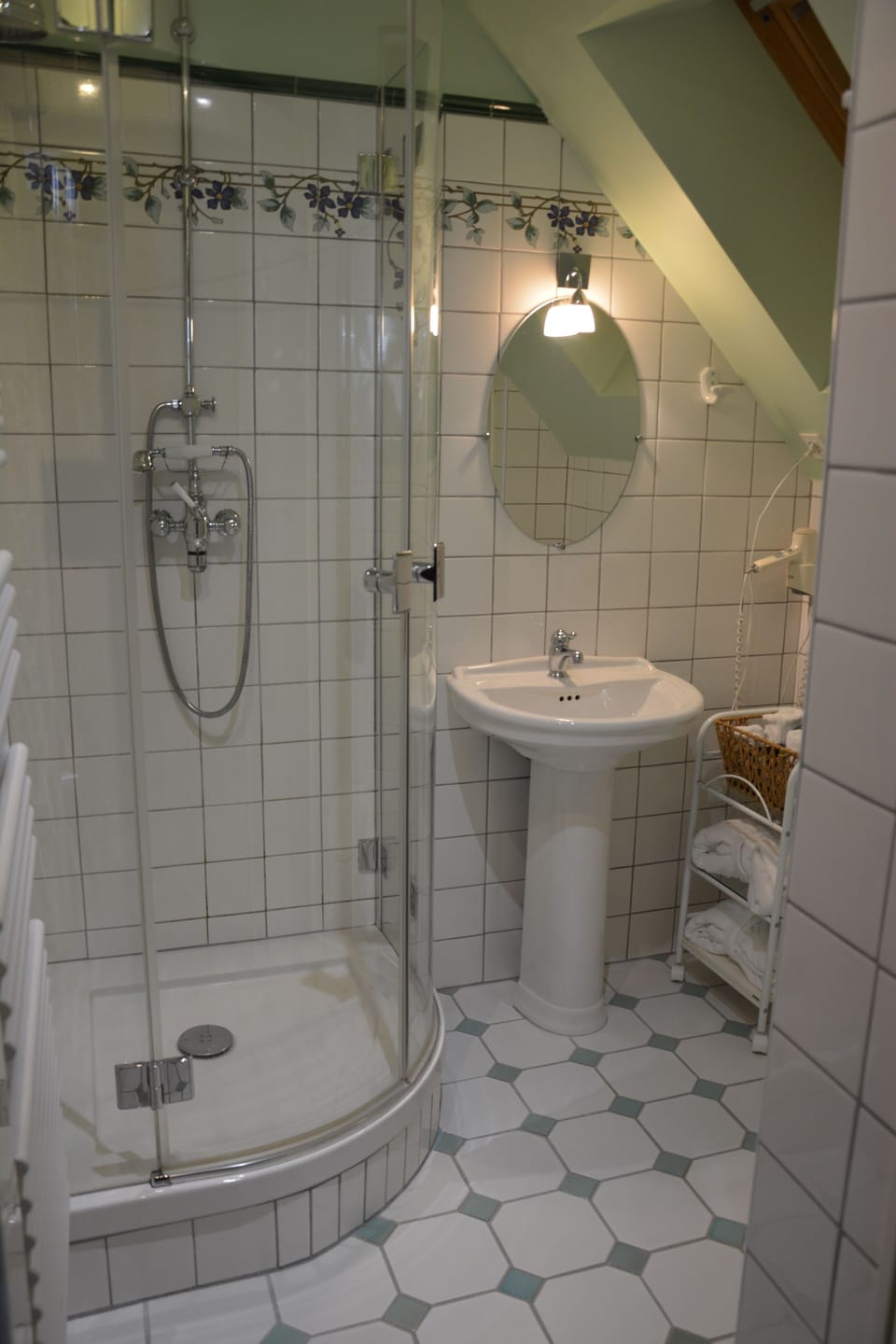 Double Room (La Romantique) | Bathroom | Shower, rainfall showerhead, designer toiletries, hair dryer