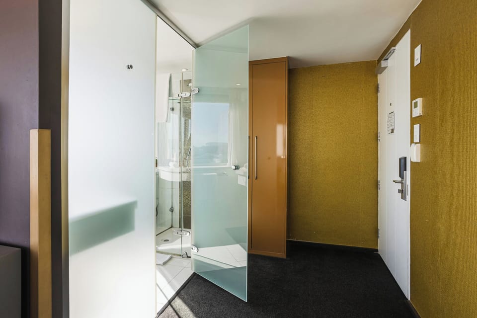 Suite | In-room safe, blackout drapes, iron/ironing board (on request)