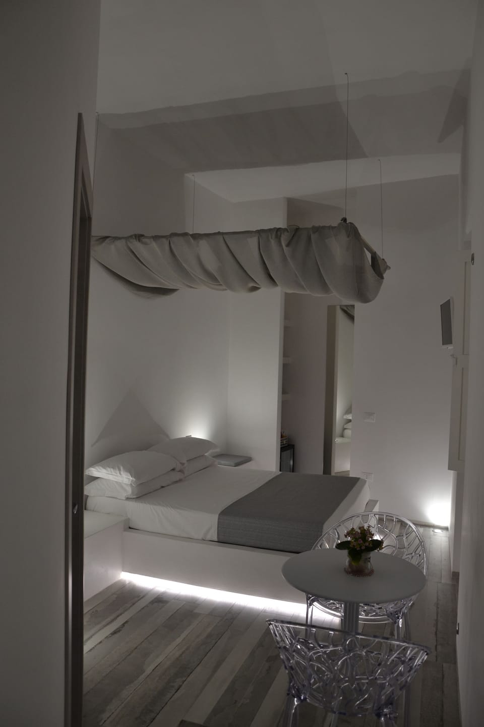 Standard Double Room, Terrace, Sea View | Minibar, in-room safe, desk, soundproofing
