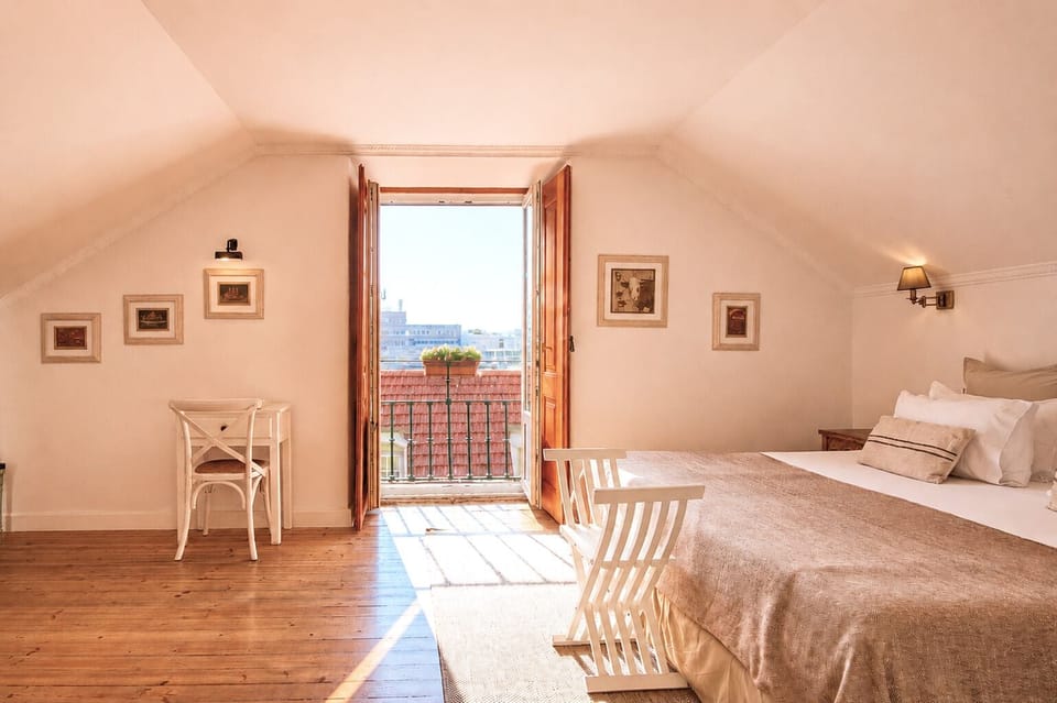 9 bedrooms, hypo-allergenic bedding, minibar, in-room safe