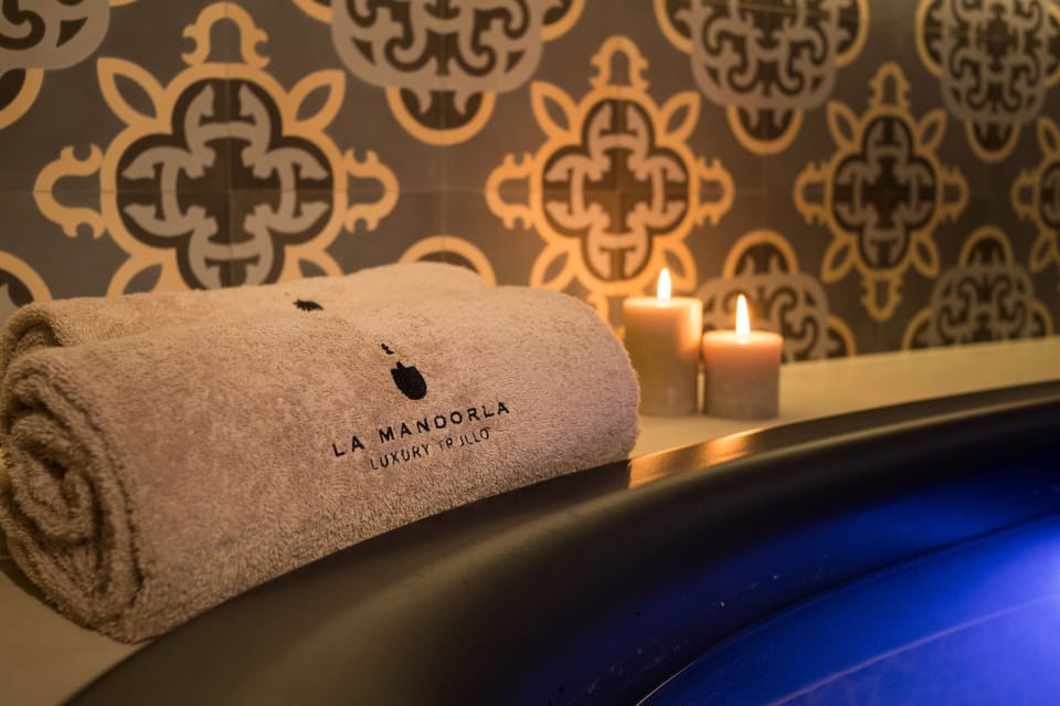 Luxury Studio Suite (La Mandorla -  Via Cavallotti 37) | Jetted tub