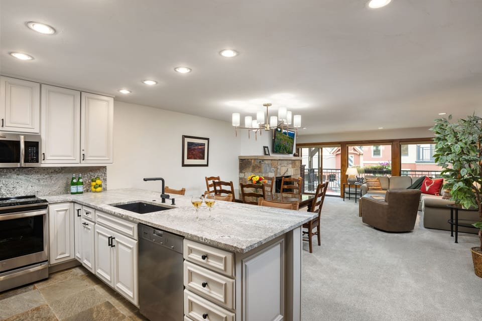 Open Kitchen