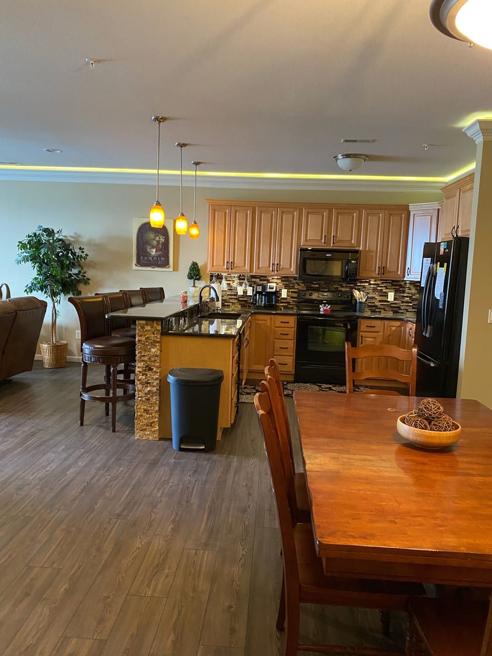 Kitchen Dinnette