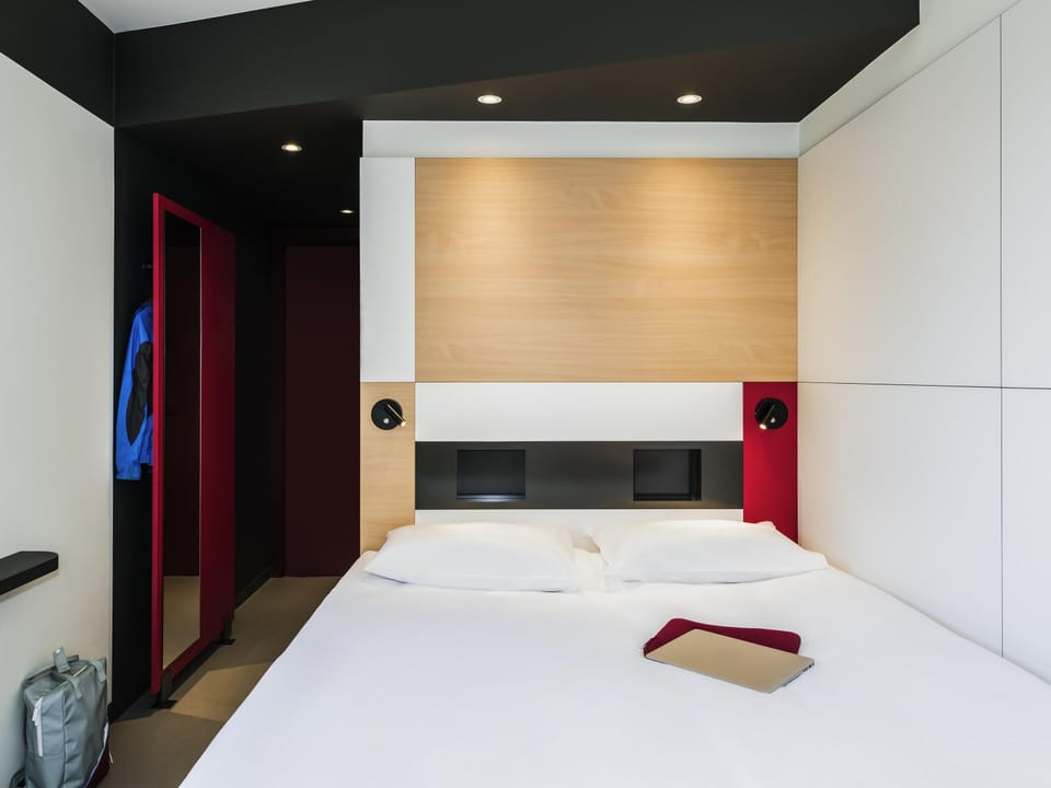 Classic Room, 1 Double Bed | Desk, free cribs/infant beds, free rollaway beds, free WiFi