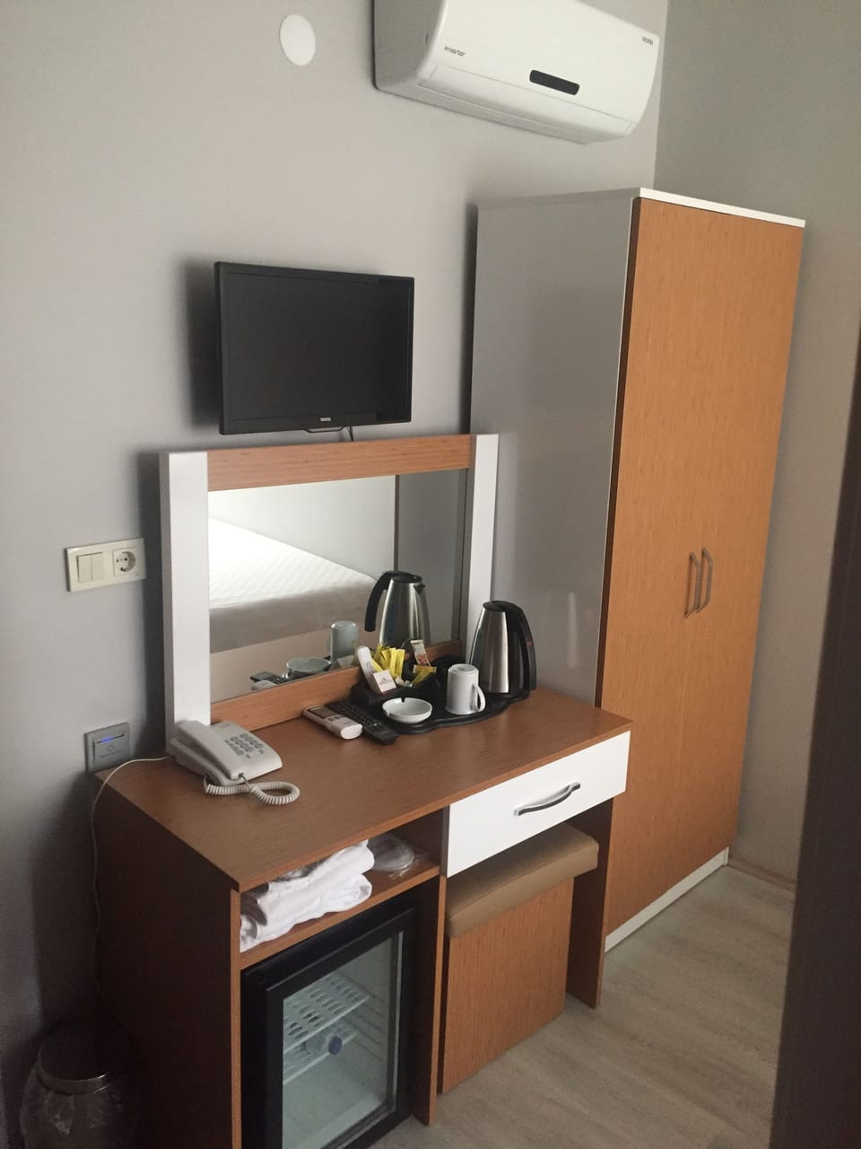 Economy Single Room | In-room safe, desk, free WiFi