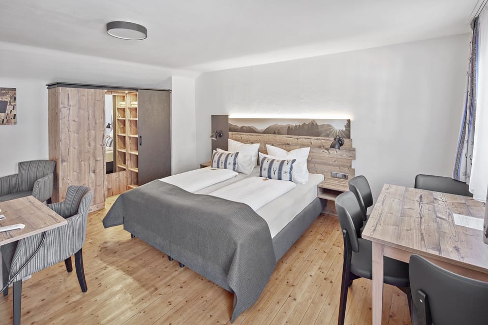 Family Suite (Bathroom in master bedroom) | Hypo-allergenic bedding, minibar, desk, blackout drapes