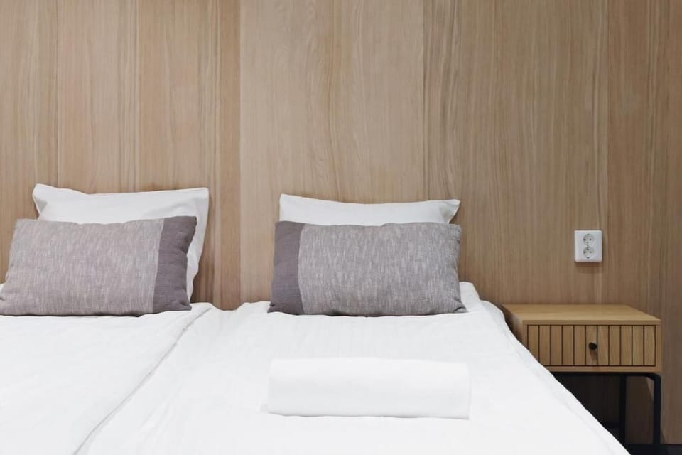 Standard Twin Room, 2 Twin Beds, Shared Bathroom (no window) | Blackout drapes, soundproofing, WiFi (free), bed sheets