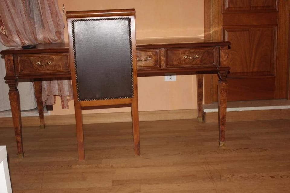 Deluxe Triple Room, Multiple Beds | Desk, rollaway beds, free WiFi, bed sheets