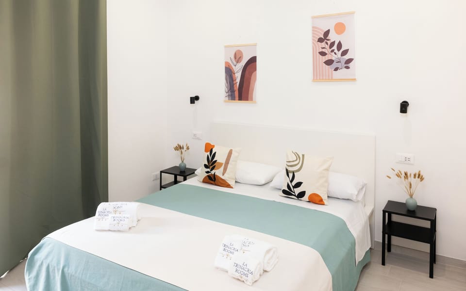 Double Room, Balcony | Premium bedding, minibar, in-room safe, desk