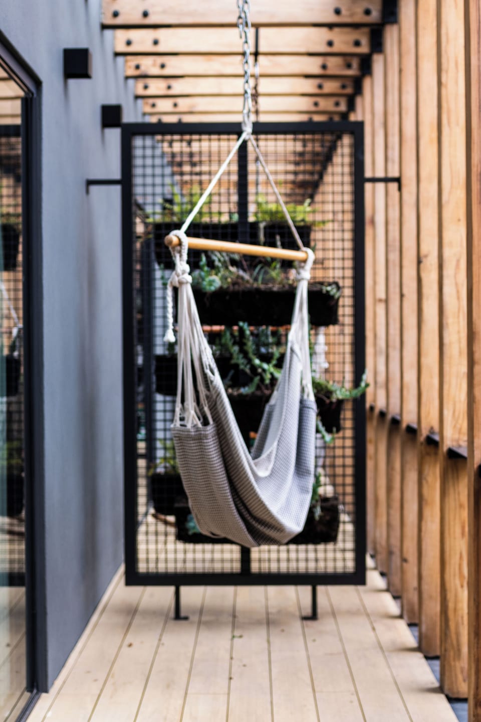 Premium Room, 1 King Bed, Ensuite | 1 bedroom, in-room safe, individually decorated, individually furnished