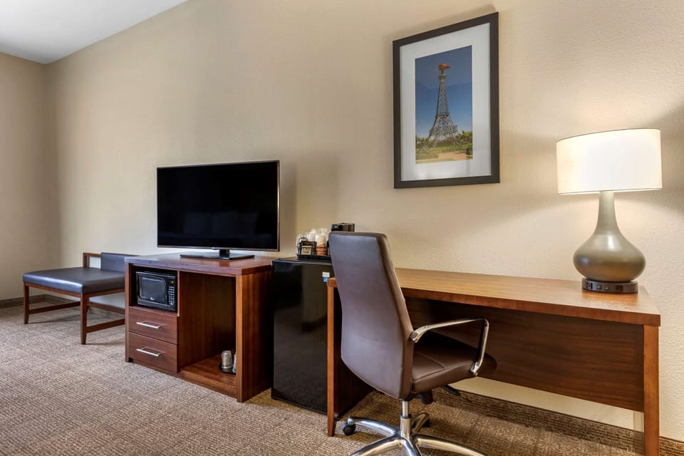 Desk, iron/ironing board, free WiFi, bed sheets