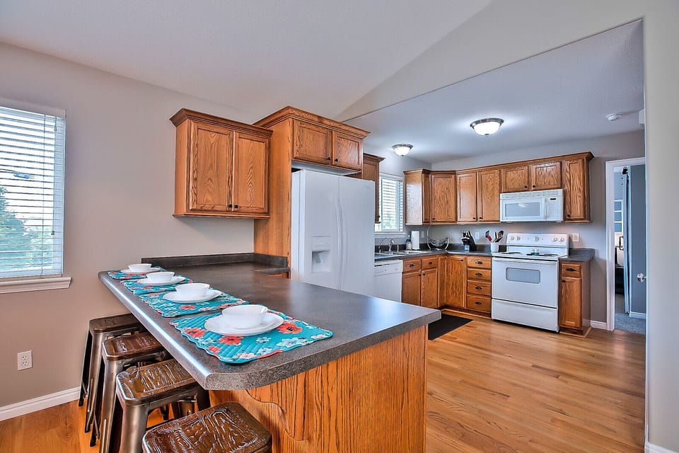 Large, inviting kitchen 