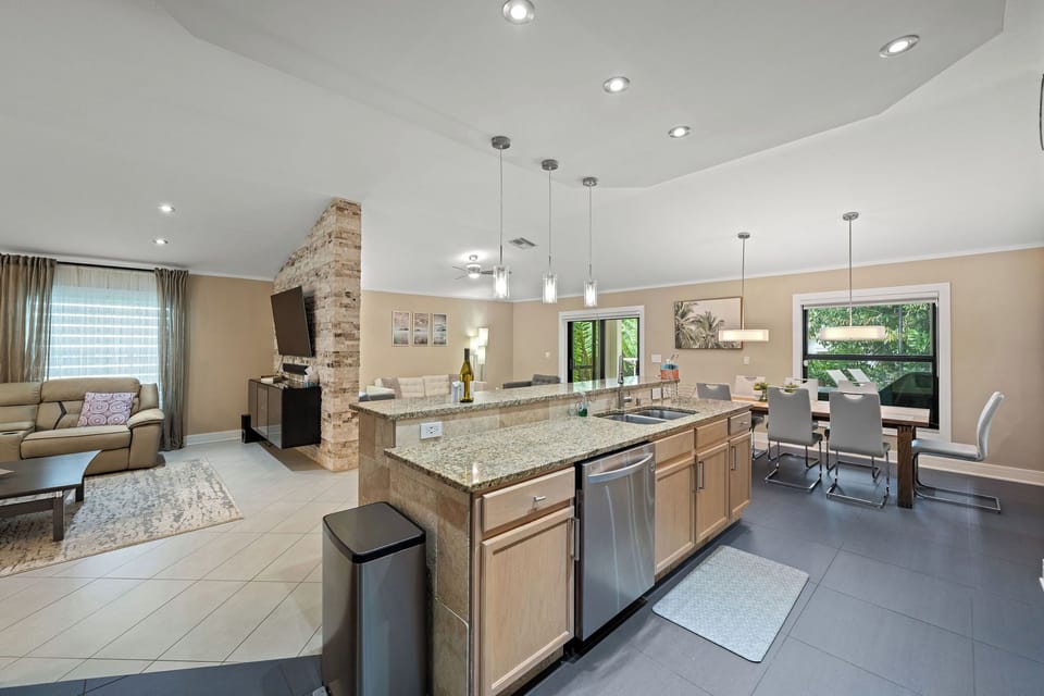 Kitchen and Dinning room.