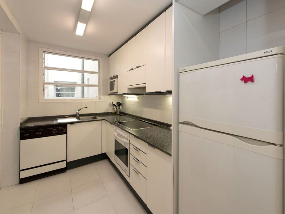 Property, Room, Cabinetry, Kitchen, Furniture, Countertop, Building, Interior Design, House, Architecture