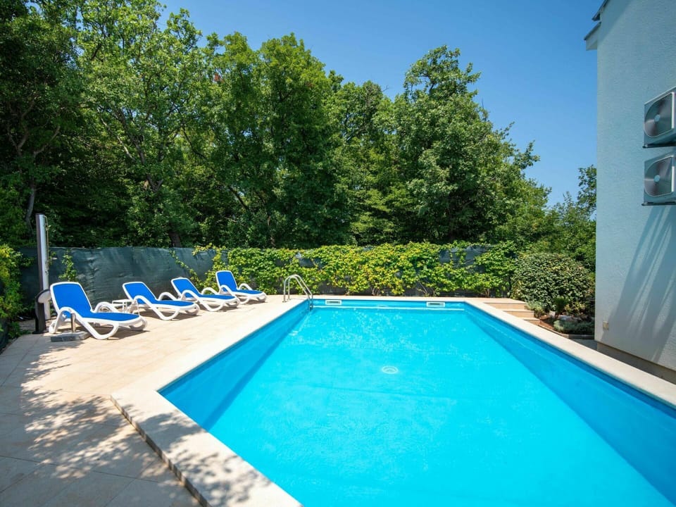 Water, Plant, Sky, Property, Blue, Azure, Swimming Pool, Shade, Tree, Rectangle
