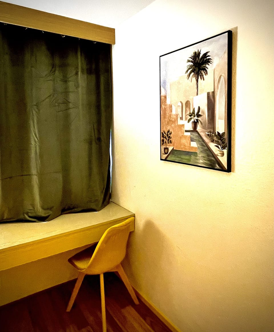 Comfort Twin Room, Bathtub, Garden View | Individually decorated, individually furnished, desk, blackout drapes