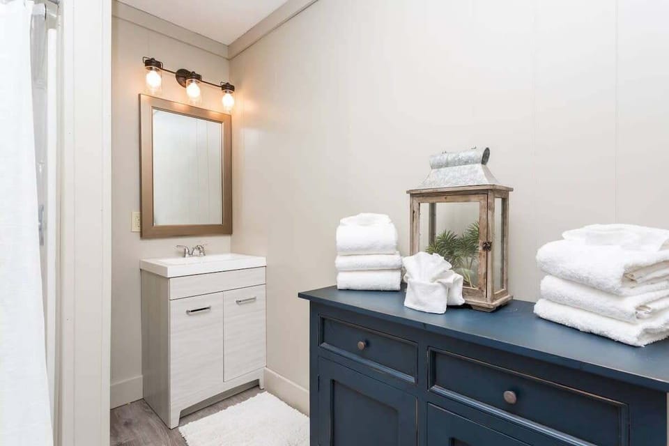 Bathroom 2!