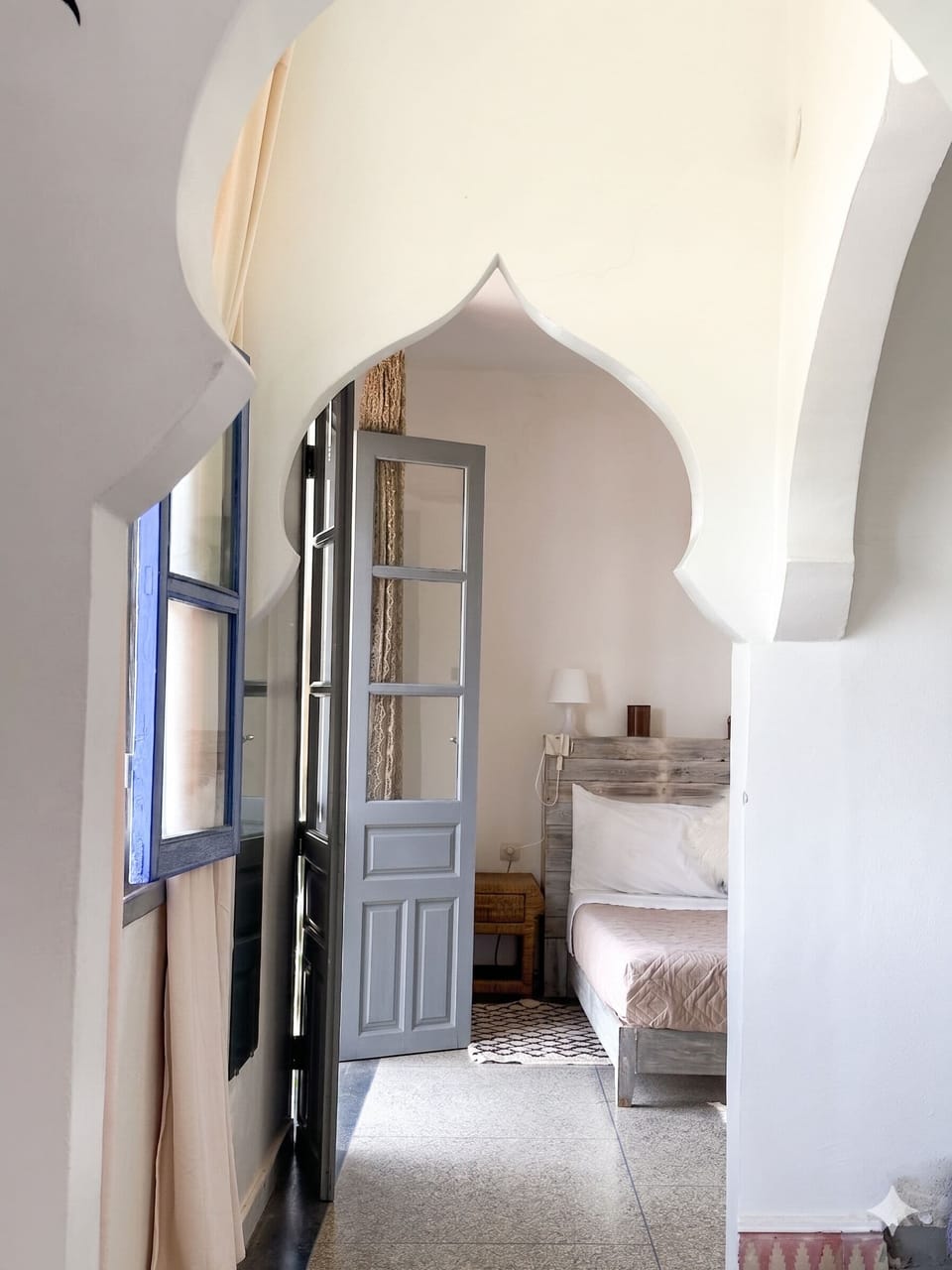 Comfort Room, 1 Bedroom, Non Smoking | Premium bedding, in-room safe, individually decorated, blackout drapes