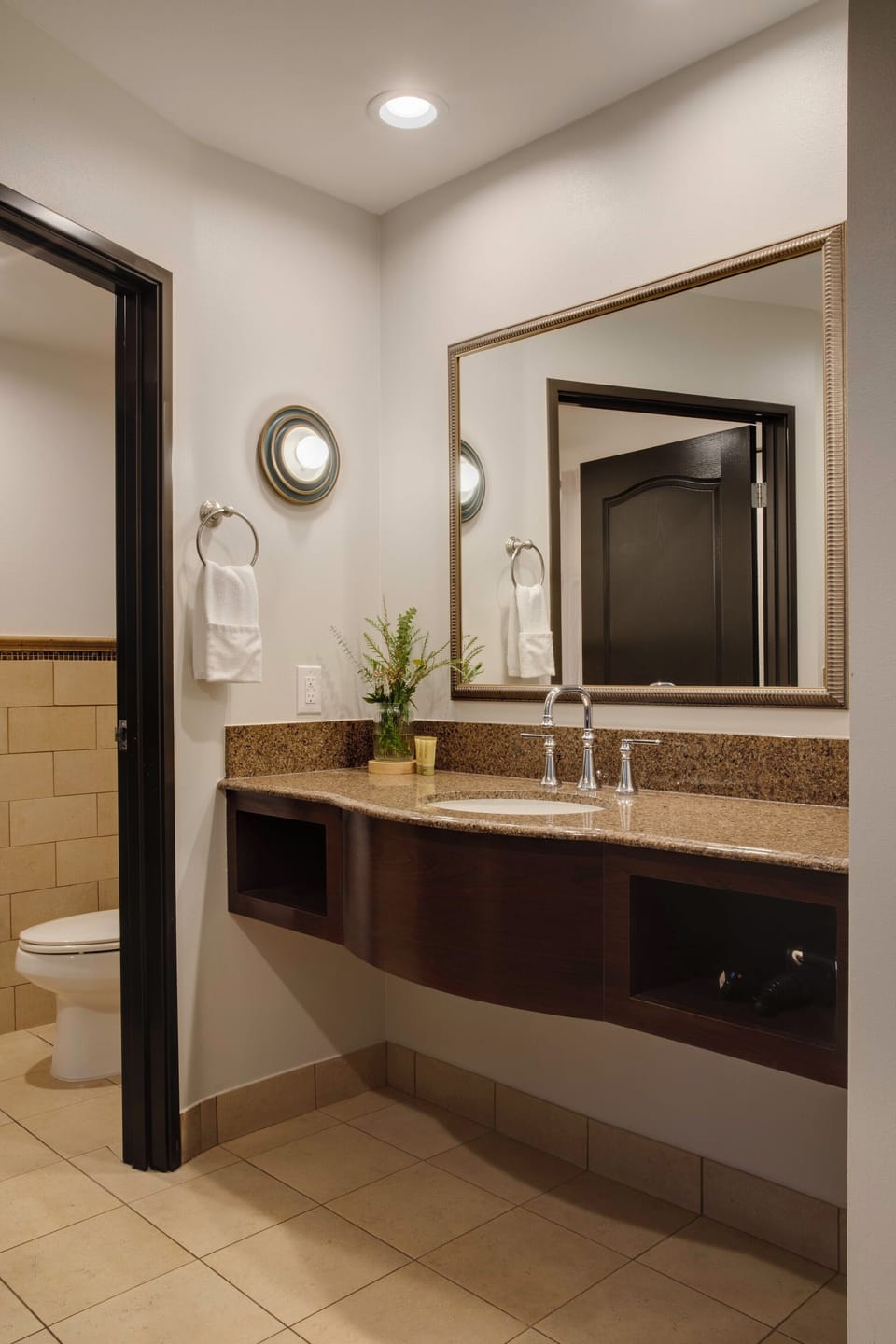 Bathroom sink