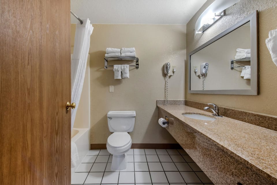 In-room safe, iron/ironing board, free WiFi, bed sheets