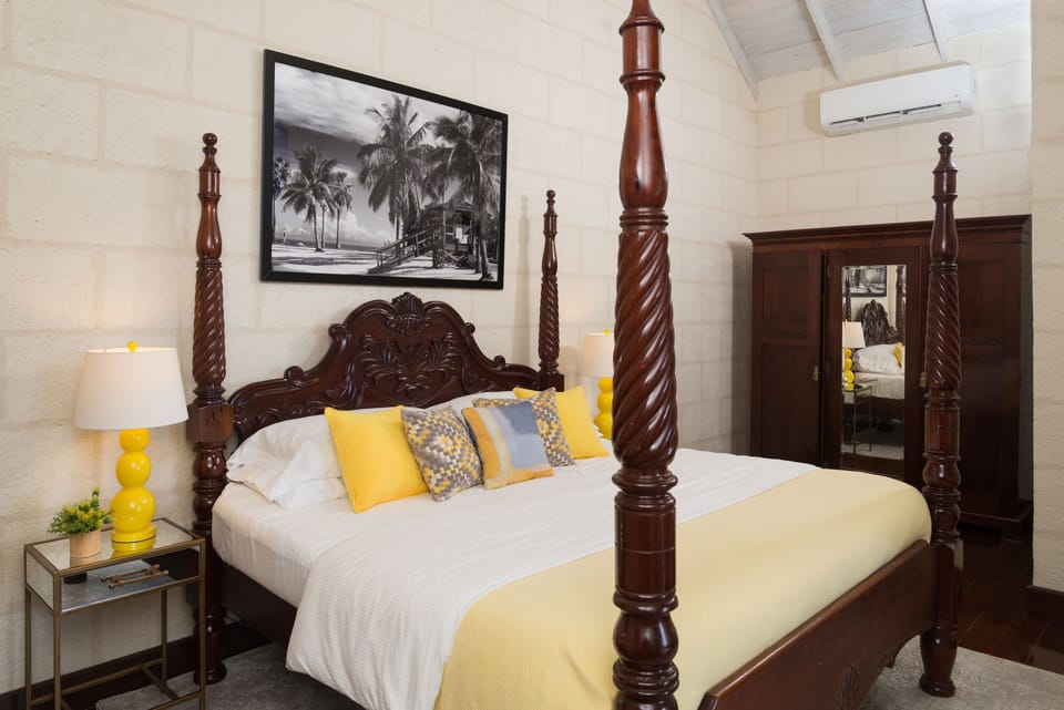 Egyptian cotton sheets, premium bedding, pillowtop beds, in-room safe