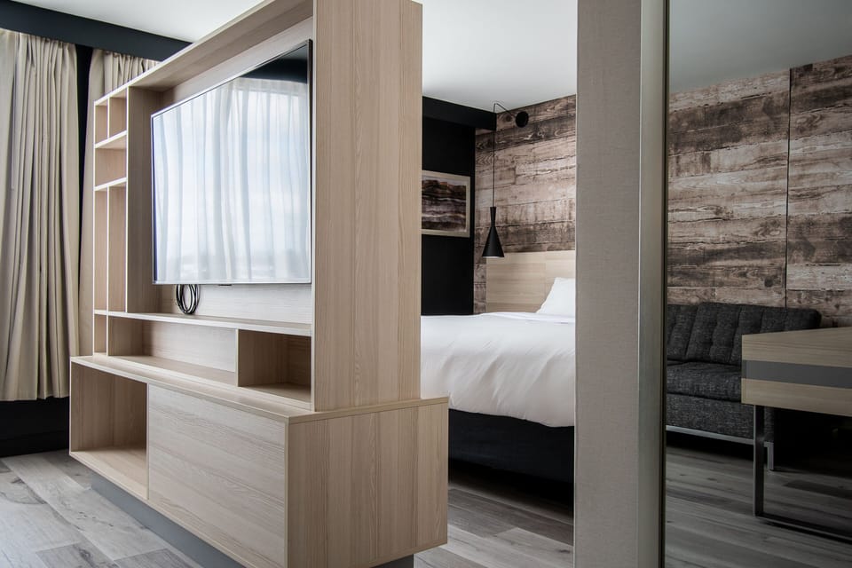 Suite, 1 Bedroom | Premium bedding, pillowtop beds, desk, soundproofing