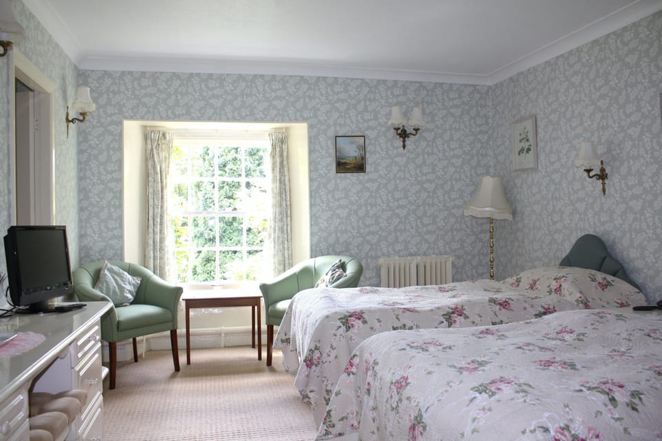 WiFi (free), individually decorated, individually furnished, bed sheets