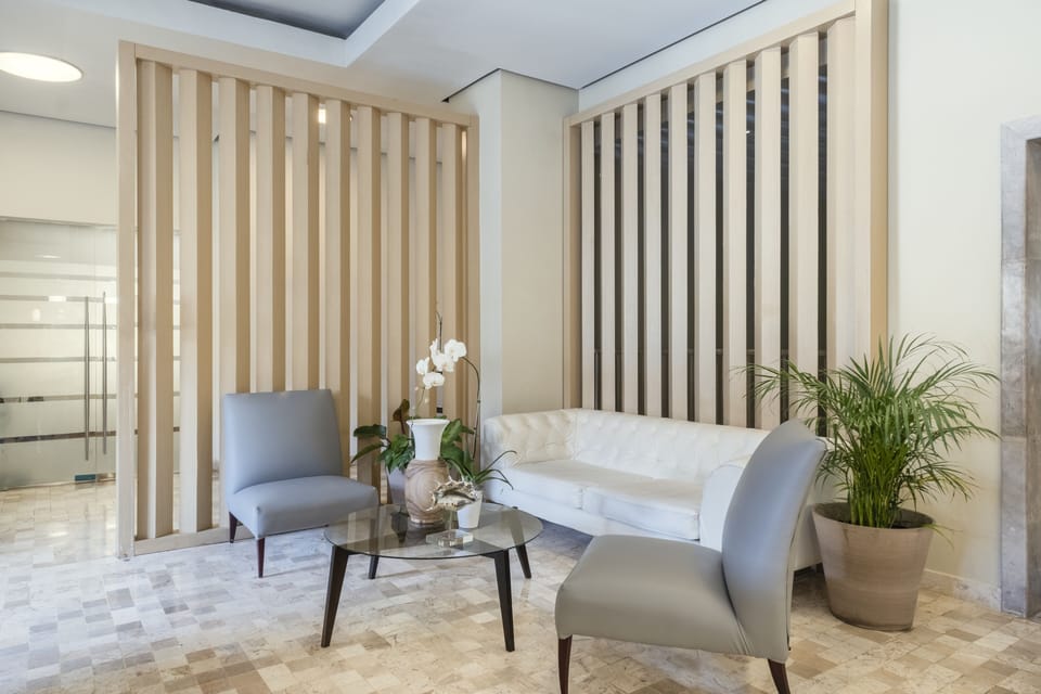Couples treatment rooms, sauna, hot tub, Turkish bath, body treatments