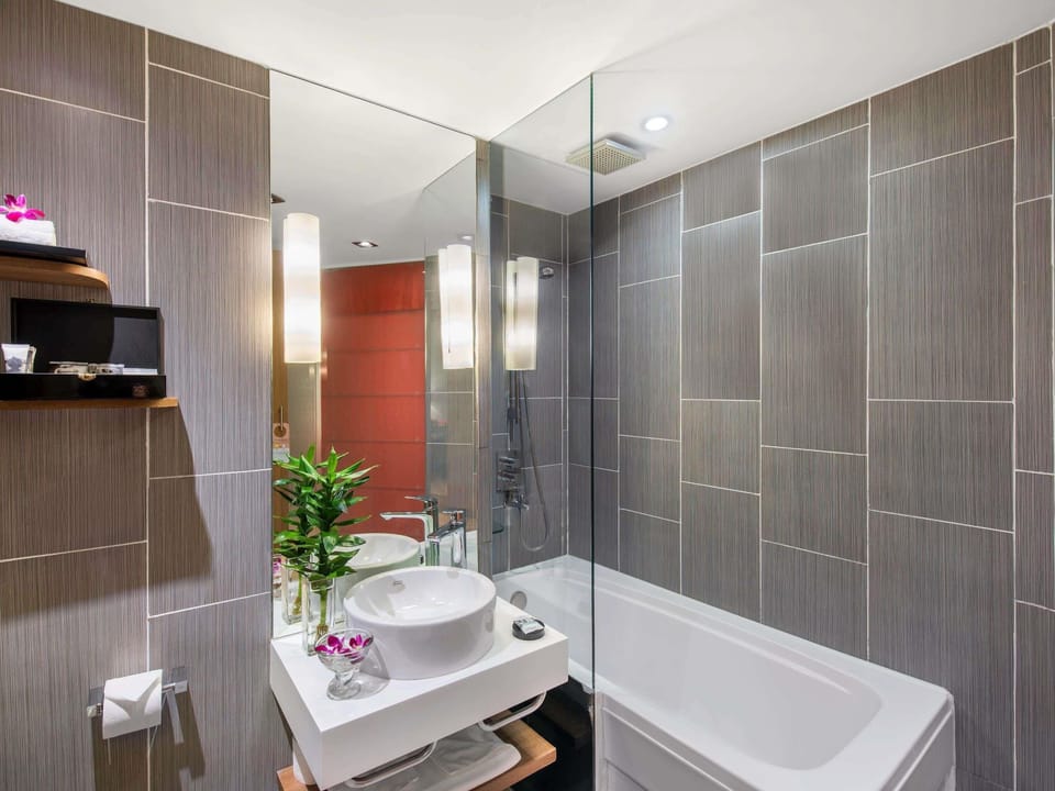 Minibar, in-room safe, desk, blackout drapes