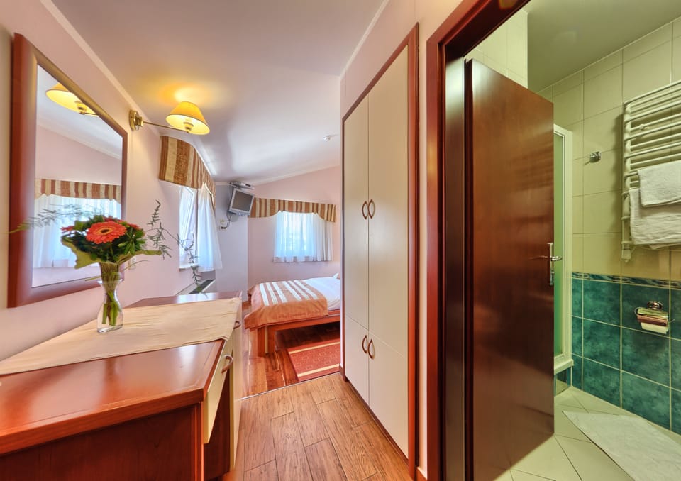 Comfort Double Room, Sea View | Egyptian cotton sheets, premium bedding, down comforters